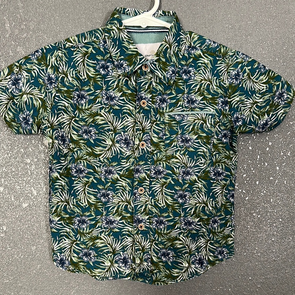 Tropical Green and Blue Short Sleeve Shirt